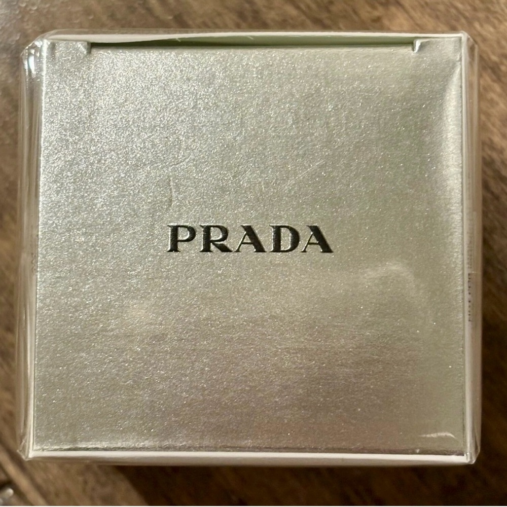 Prada Augmented Skin 0.5oz/15ml - Picture 3 of 9